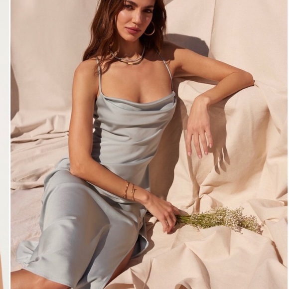 NWOT ASTR the Label Slip Dress Open
back Side Slit Sage Size Large - Picture 3 of 16